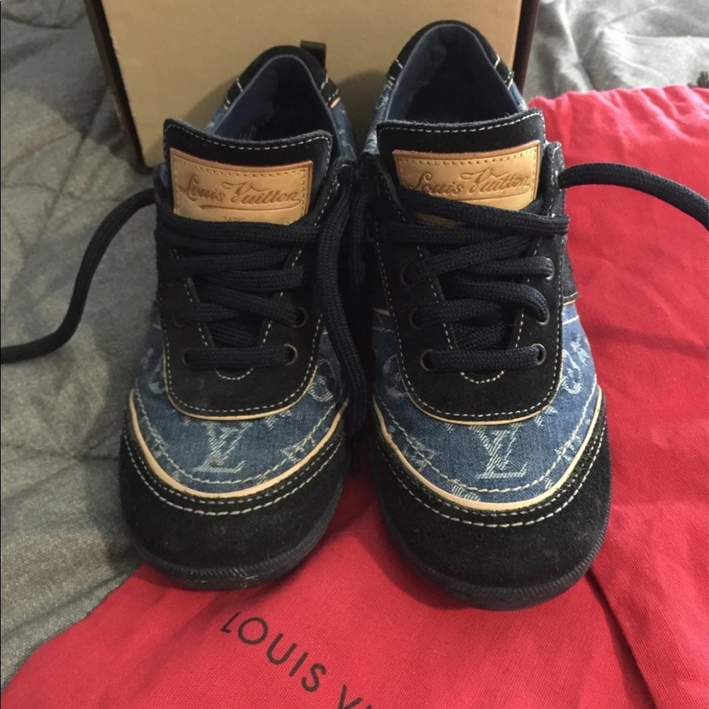 SOLD‼️Louis Vuitton Sneakers